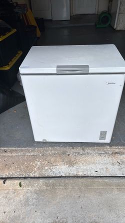 Midea Chest Freezer