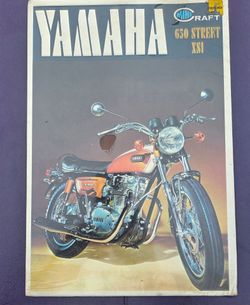 Hasegawa Minicraft 1/10 scale model kit of the Yamaha 650 Street XSI - New - 1970s Release
