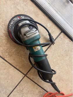 Makita grinder