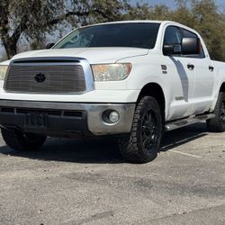 2012 Toyota Tundra CrewMax