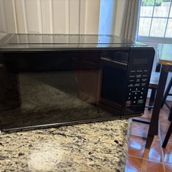 Small Microwave