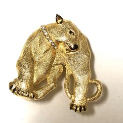 Gold Cougar pin brooch - NEW