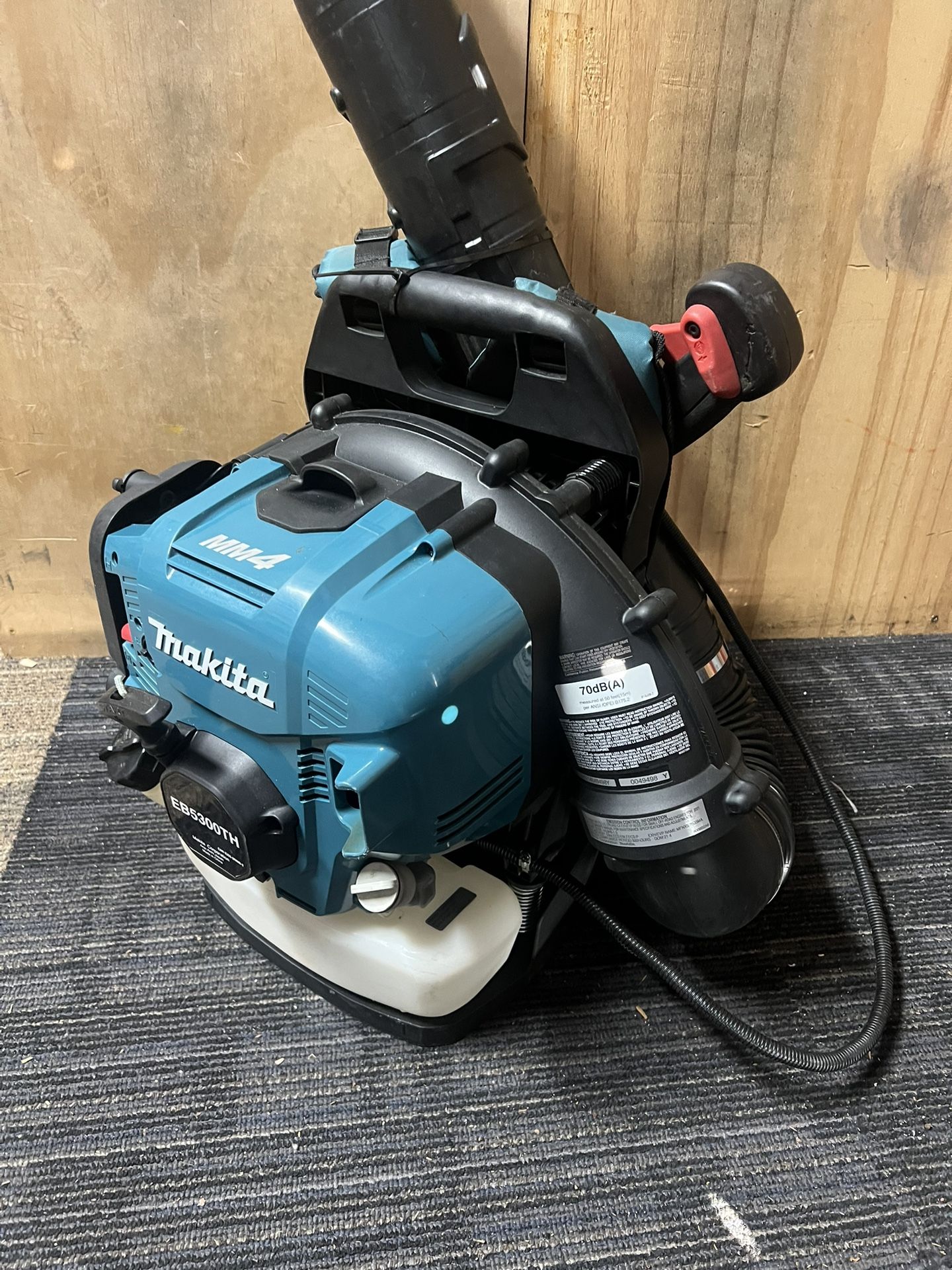 Makita Backpack Leaf Blower 199601