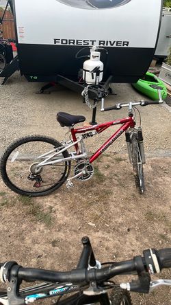 Mongoose renegade bicycle