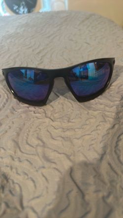 Oakley Lateralis
