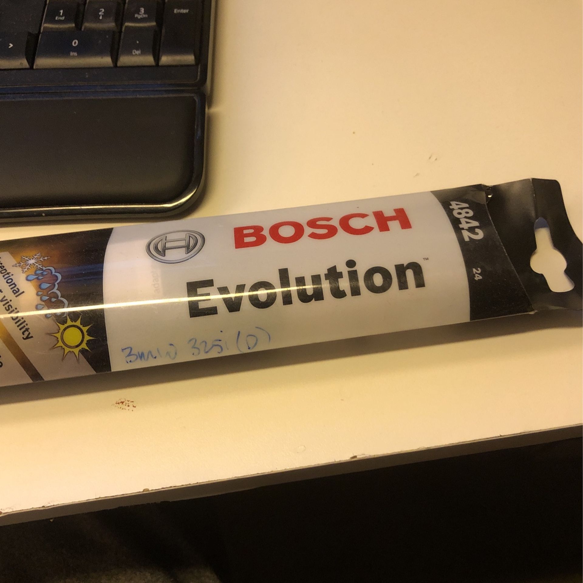 Bosch Windshield Wiper BMW 325i NEW