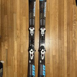 Skis - Downhill 