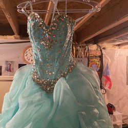 nice Beautiful Dress  15 Años make A Offer