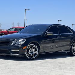 2010 Mercedes-Benz E-Class 130k Miles Clean Title