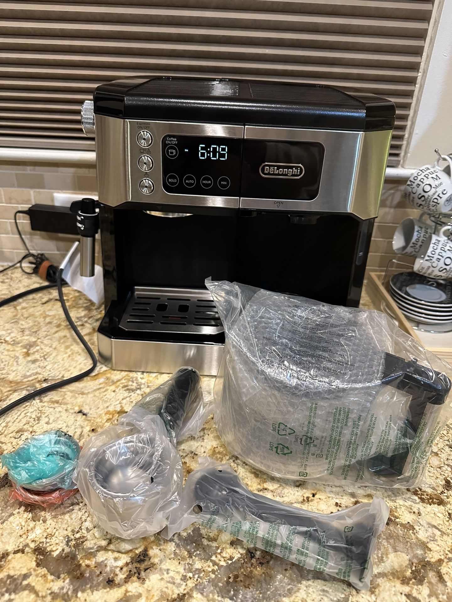 Delonghi COM532M for Sale in Irving, TX OfferUp