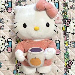 Hello Kitty Pumpkin Spice Latte Greeter (UFT)