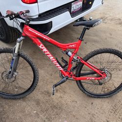 2004 Specialized Stumpjumper FSR Expert full-suspension mountain bike.