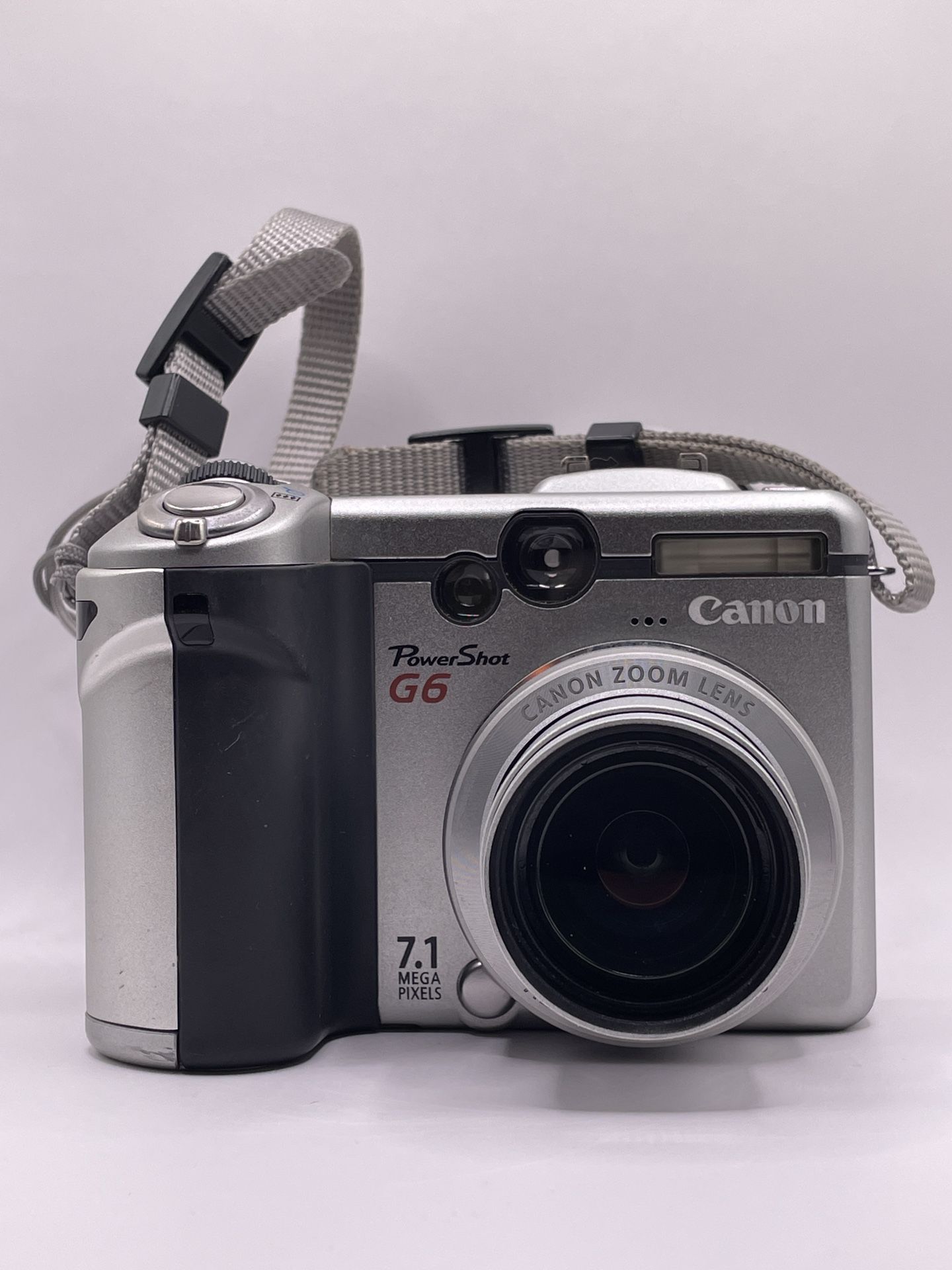 Canon PowerShot G6 7.1 MP Digital Camera Bundle