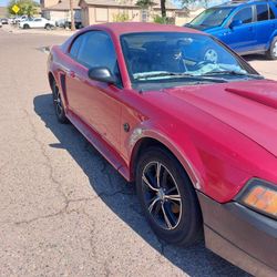 2004 Mustang V6 (SALVAGE TITLE)