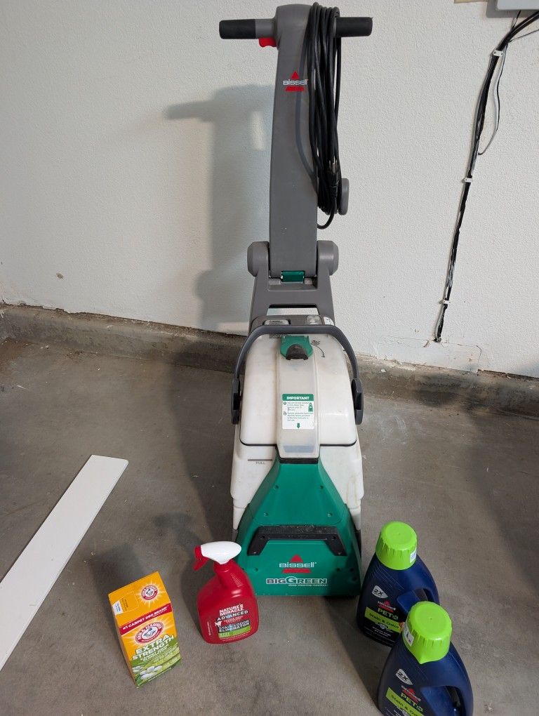 Bissell Big Green Steam Cleaner w/Solution