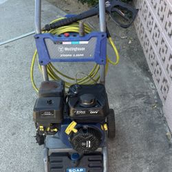 Westinghouse Pressure Washer Perfectly Working Condition Tested Before Buy It. 2700psi. 212cc.   200$$ Cash 