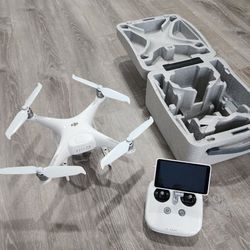 DJI Phantom 4 Pro V2.0 Drone Quadcopter - 