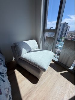 Sofa / Loveseat