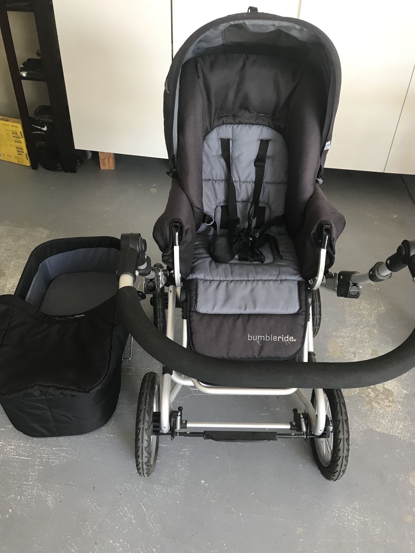 Bumbleride stroller & bassinet