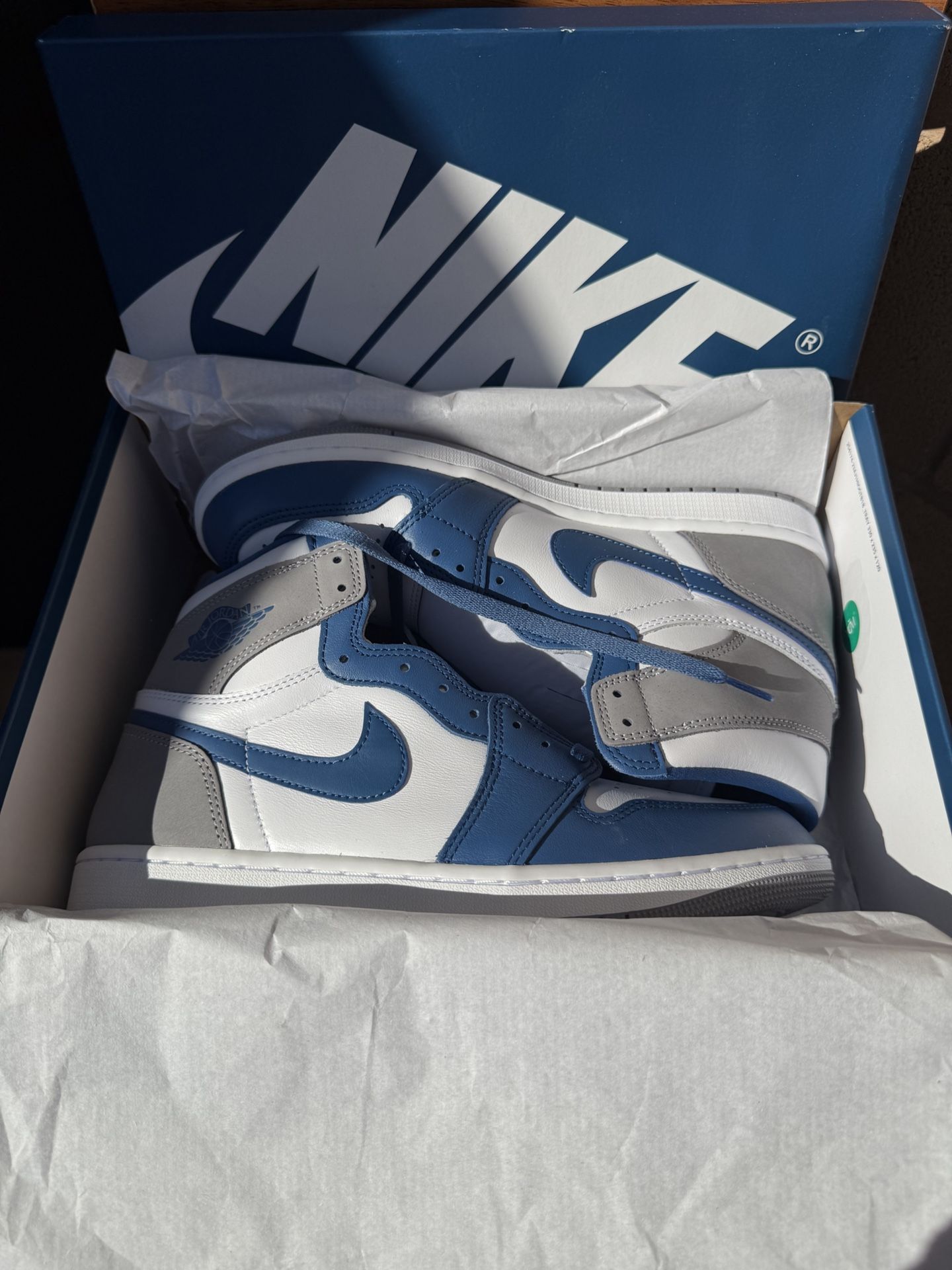 Air Jordan 1 Retro High OG Mens Size 10 1/2