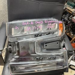 2021 Chevy Silverado 1500 Left Headlight 