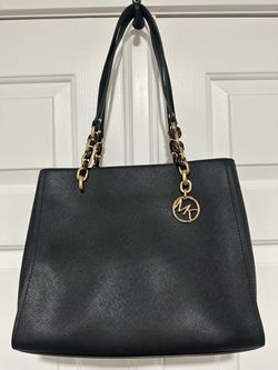 Black MK purse