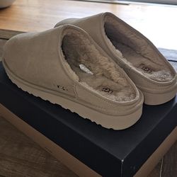 Ugg Slippers Size 15