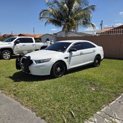 2016 Ford Taurus