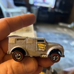 Vintage 1970 Hot Wheels Redline The Heavy Weights Funny Money Armored Silver