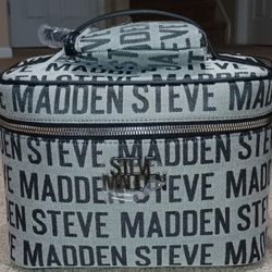 NWT MULTI COLOR STEVE MADDEN TRAIN CASE WITH POUCH 