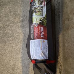Coleman Screen Tent
