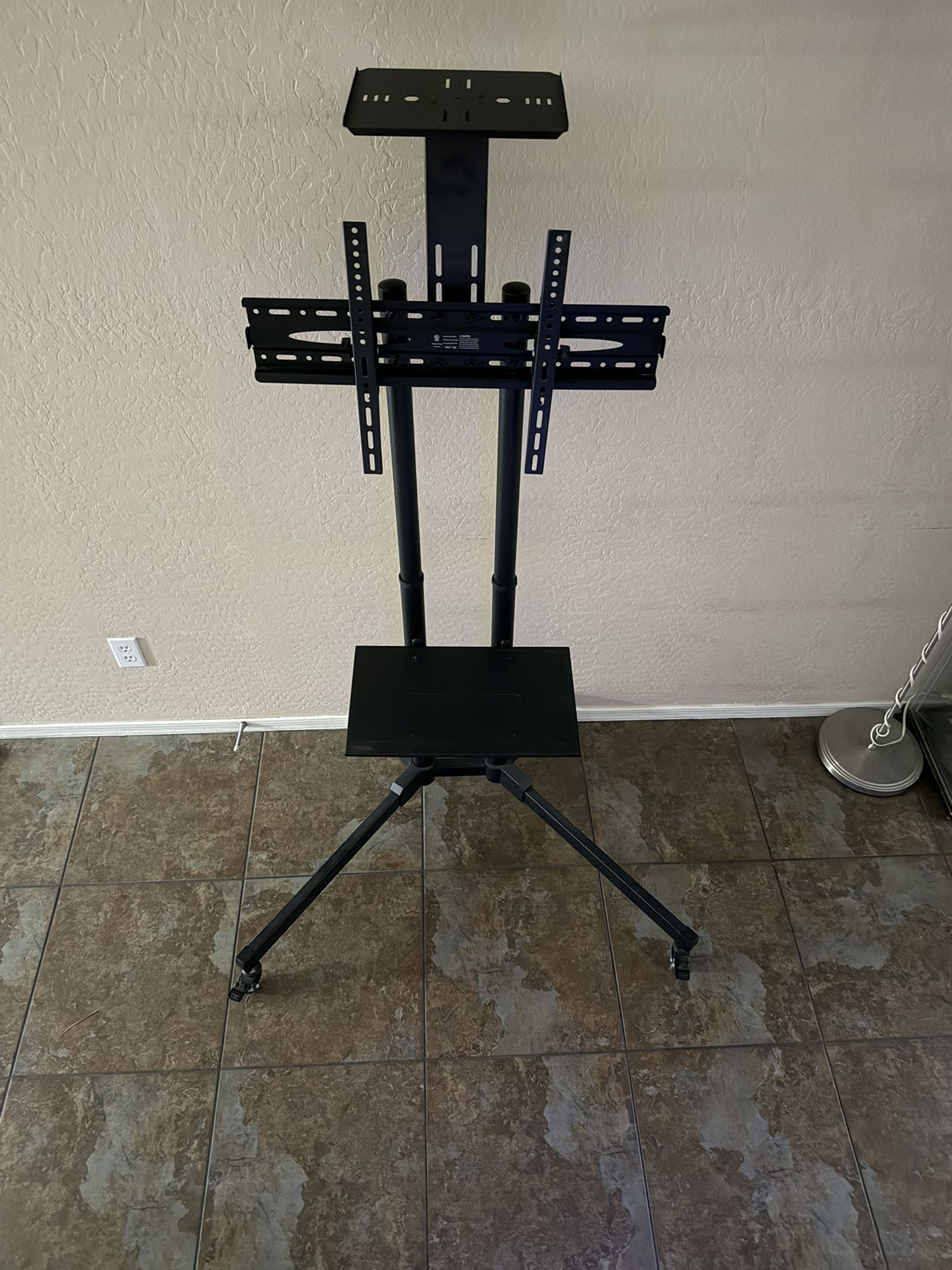 Rolling tv stand