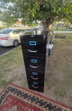 Black 4-Drawer Metal Filing Cabinet with Key