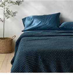 King Chunky Knit Blanket Dark Blue - Casaluna™