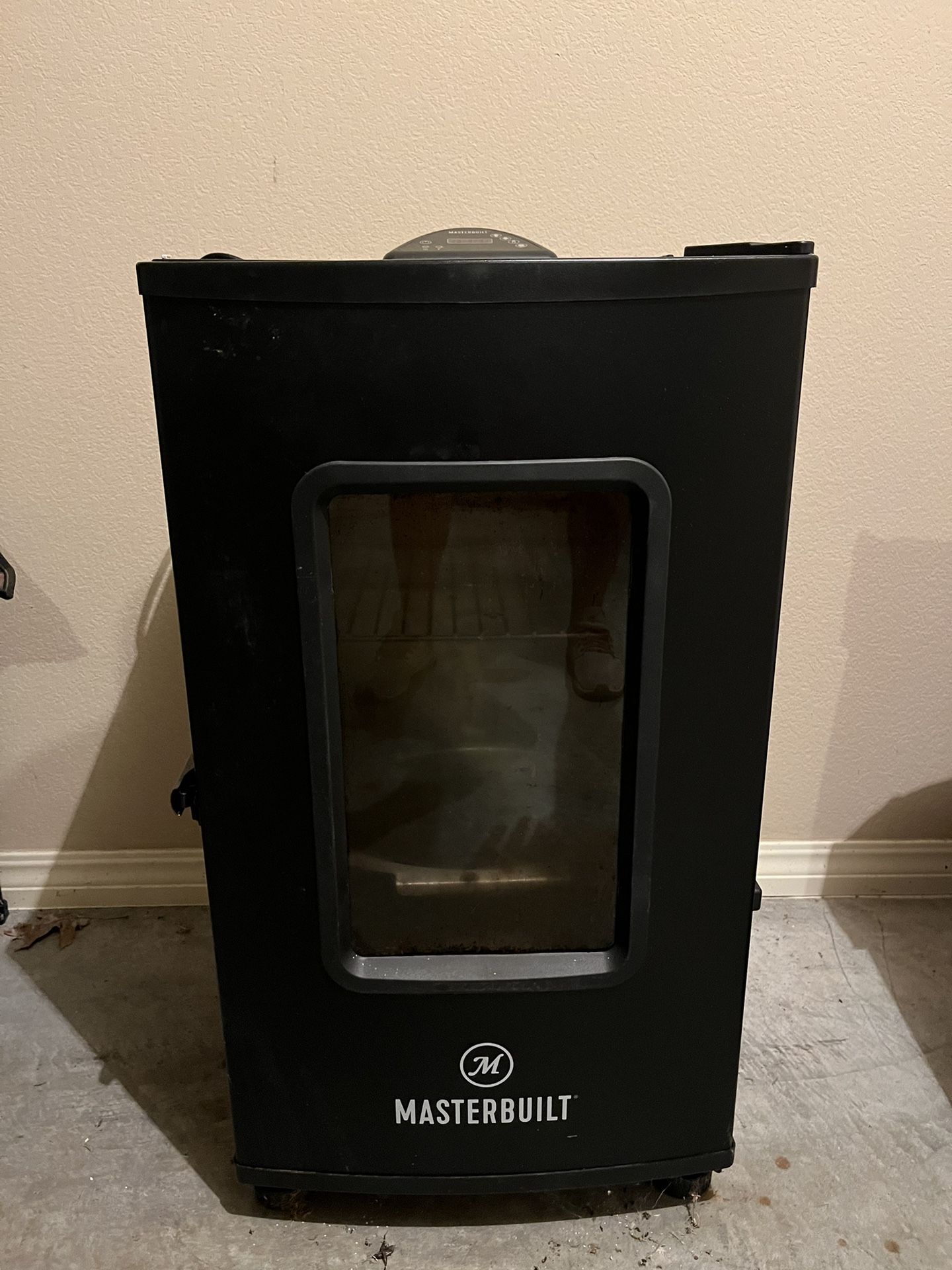Masterbuilt MB(contact info removed)9 Smoker