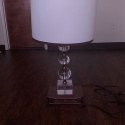 Medium Sized Table Lamp With 3 USB Ports 