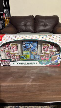 Pokemon: Blooming Waters Premium Collection
