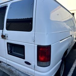 PARTING OUT FORD ECONOLINE VAN  ( E150 and E250 same parts )  1992 to 2014 use a lot of the same parts  Lots of OEM parts available   Have Engine and 