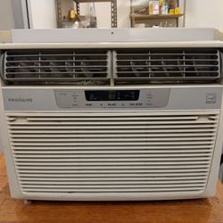 Window Mount Room Air Conditioner 