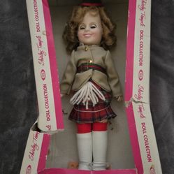 Vintage Shirley Temple Doll Ideal Toys 1982