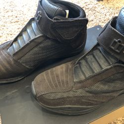 Icon Tarmac 2 size 9.5