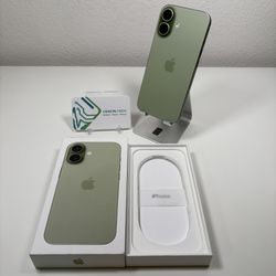 iPhone 17 256gb Unlocked 100%🔋Health 8/10 Excellent Condition Box Only no charger #0383