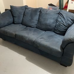 Free Couch 