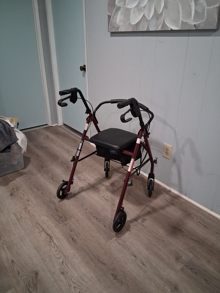 WALKER For ADULT With Seat Lifts For Storage