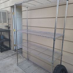 Metal bakers rack shelves