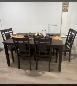 Dinning table set