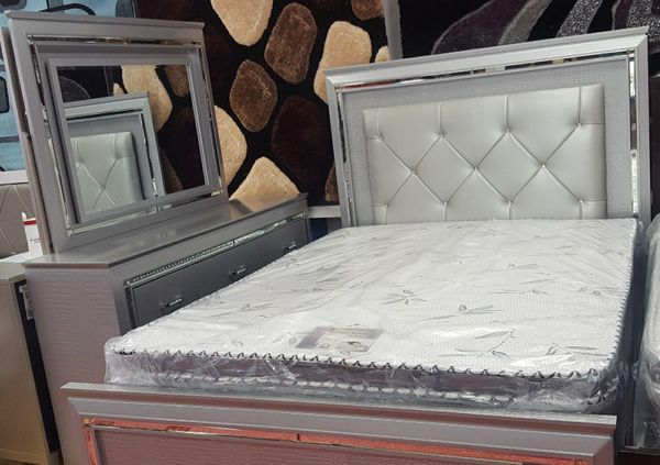 Led Light Bed Frame With Dresserirror For In Chicago Il Led Light Bed Frame With Dresserirror