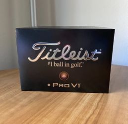Titleist Pro V1 Left Dot