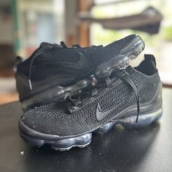 Nike Air Vapormax Black W 9.5/M 8 