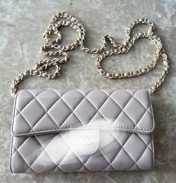 Elegant Luxury Wallet on Chain- BRAND NEW!